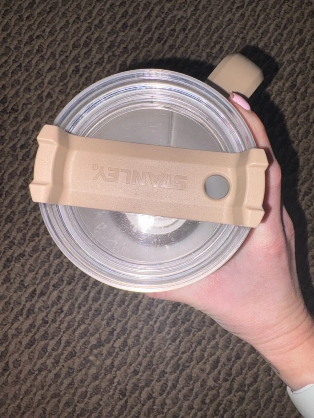 Stanley Light Beige Insulated Travel Tumbler with Handle - Picture 4 of 4